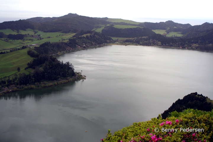 Lagoa das Furnas 1.jpg - Lagoa do Fumas